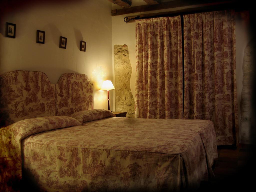 Posada El Zaguan Turegano ห้อง รูปภาพ