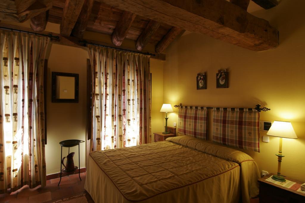 Posada El Zaguan Turegano ห้อง รูปภาพ