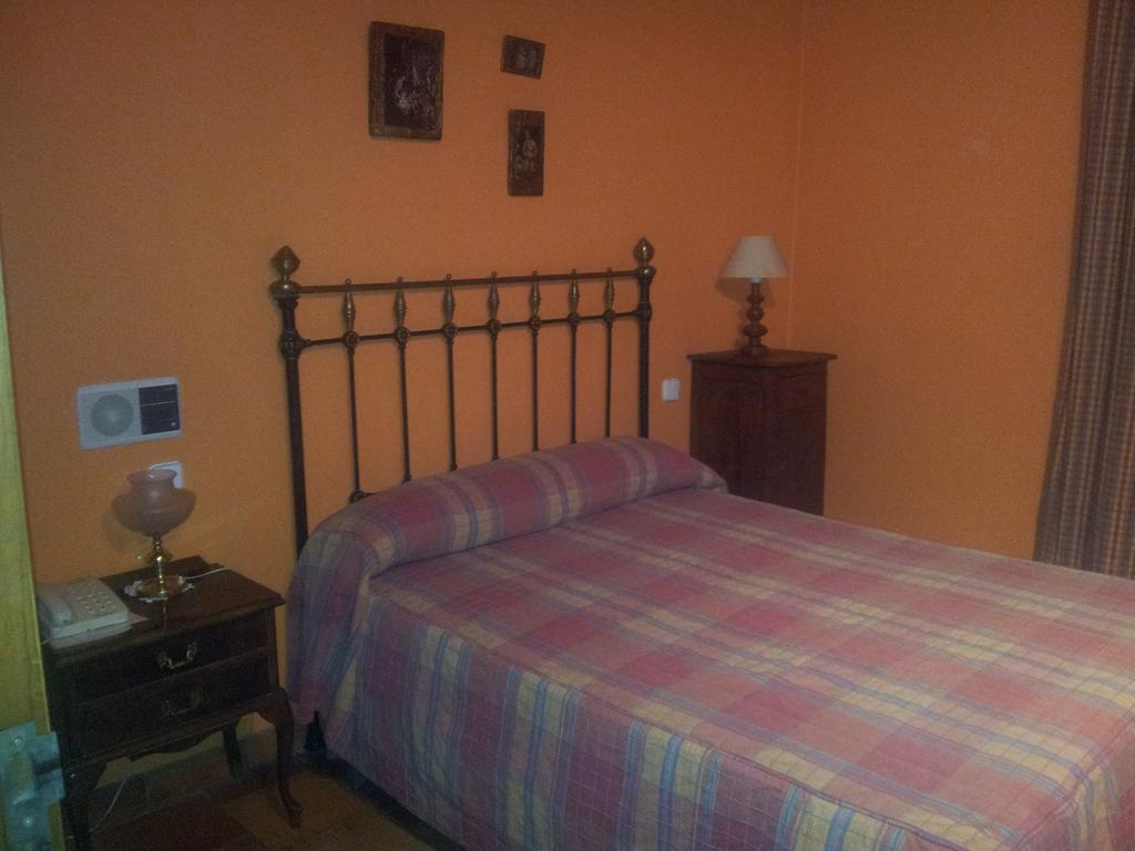 Posada El Zaguan Turegano ห้อง รูปภาพ