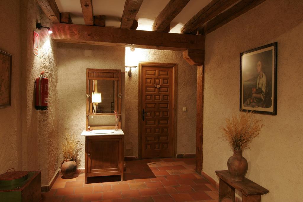 Posada El Zaguan Turegano ห้อง รูปภาพ